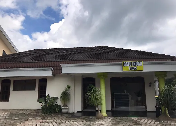 Villa&Guest House Batu Indah